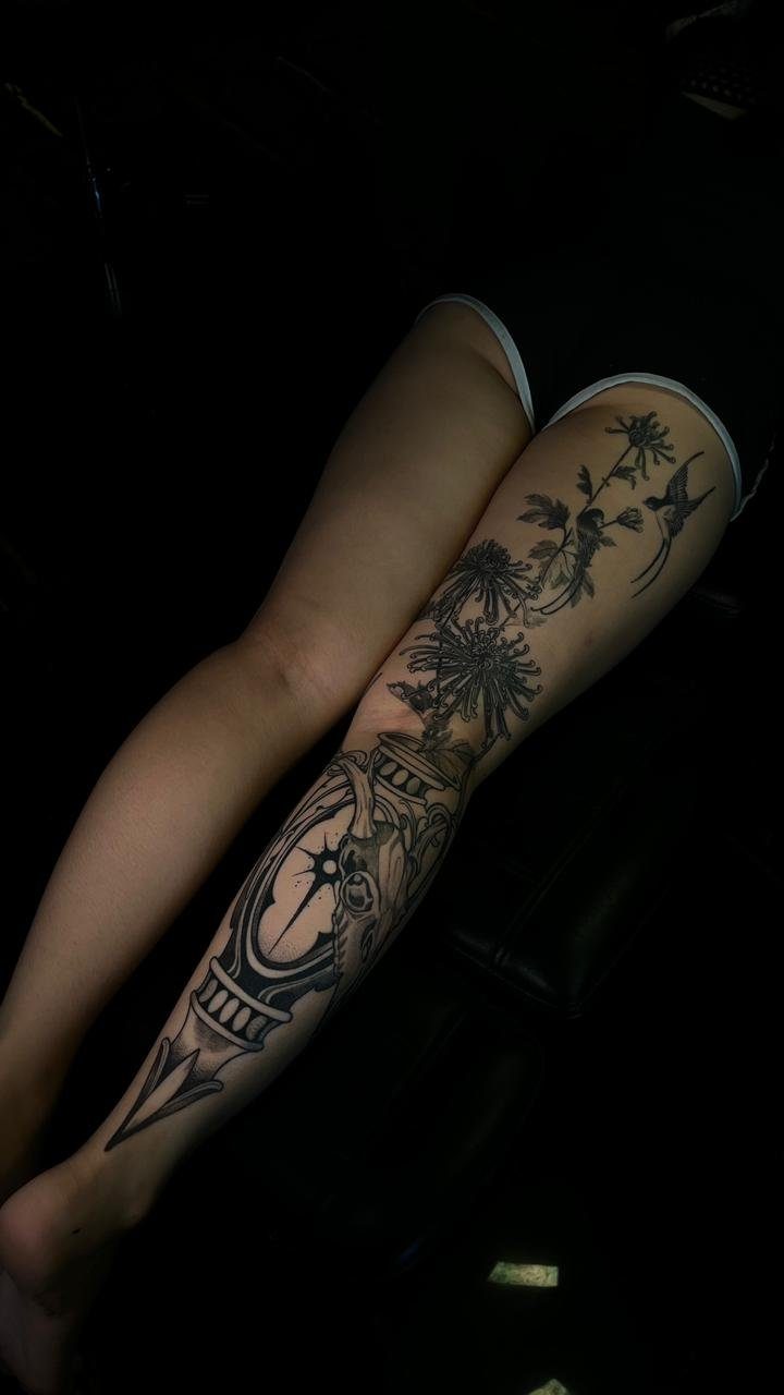 Tatuagem autoral por Triz